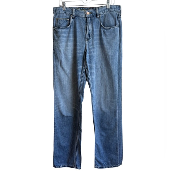 Men’s Tommy Bahama Light Wash Classic Fit Denim Jeans 34x34 - Picture 1 of 9